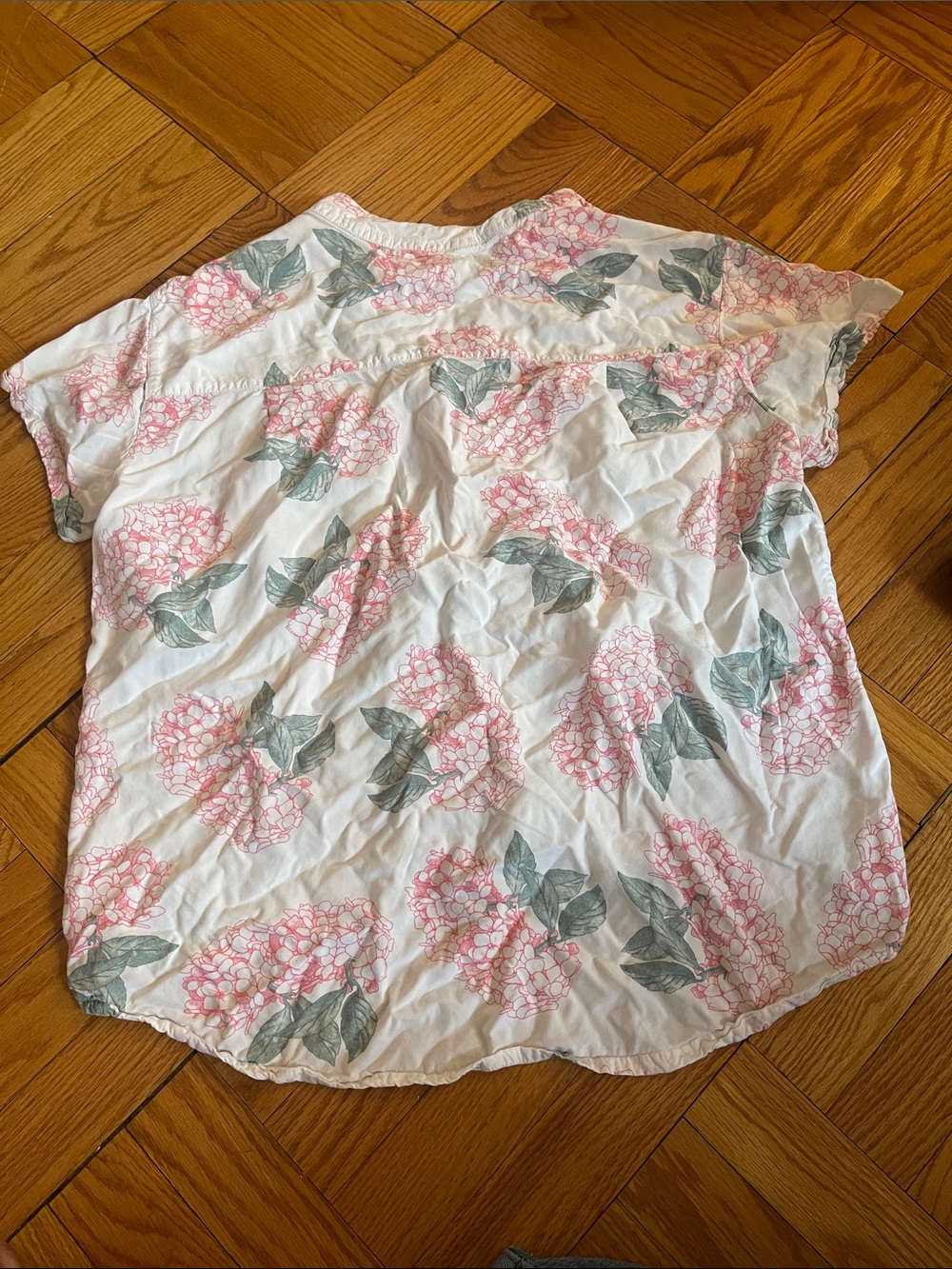 Piyama White & Pink Floral Hydrangea Short Pajama Set - Picture 16 of 16